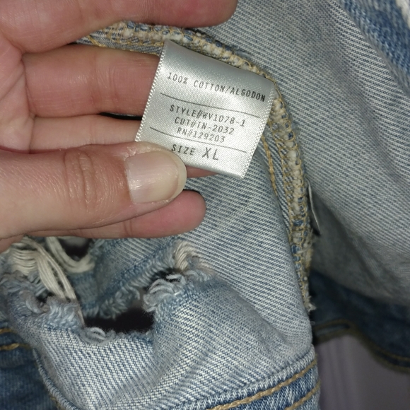 Fashion Nova Distressed Jean Jacket - Picture 9 of 10